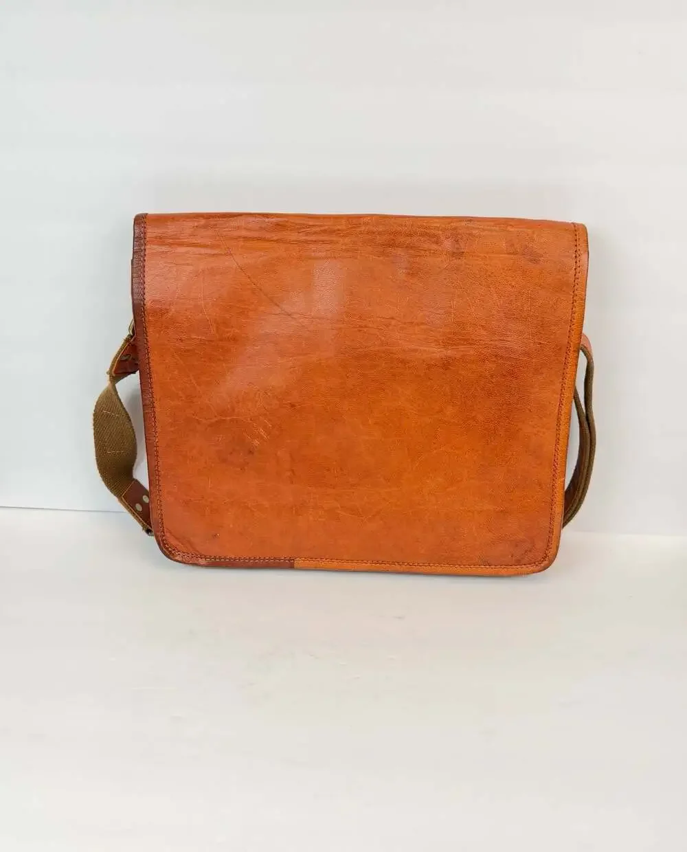 Berliner Bags Vintage Style Leather Messenger Bag Adjustable Shoulder Strap